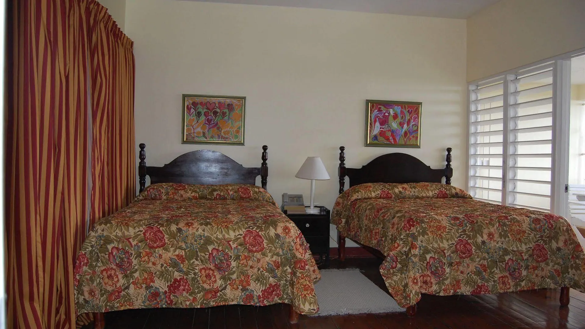 Inn At Shaw Park Gardens & Waterfalls Ocho Rios